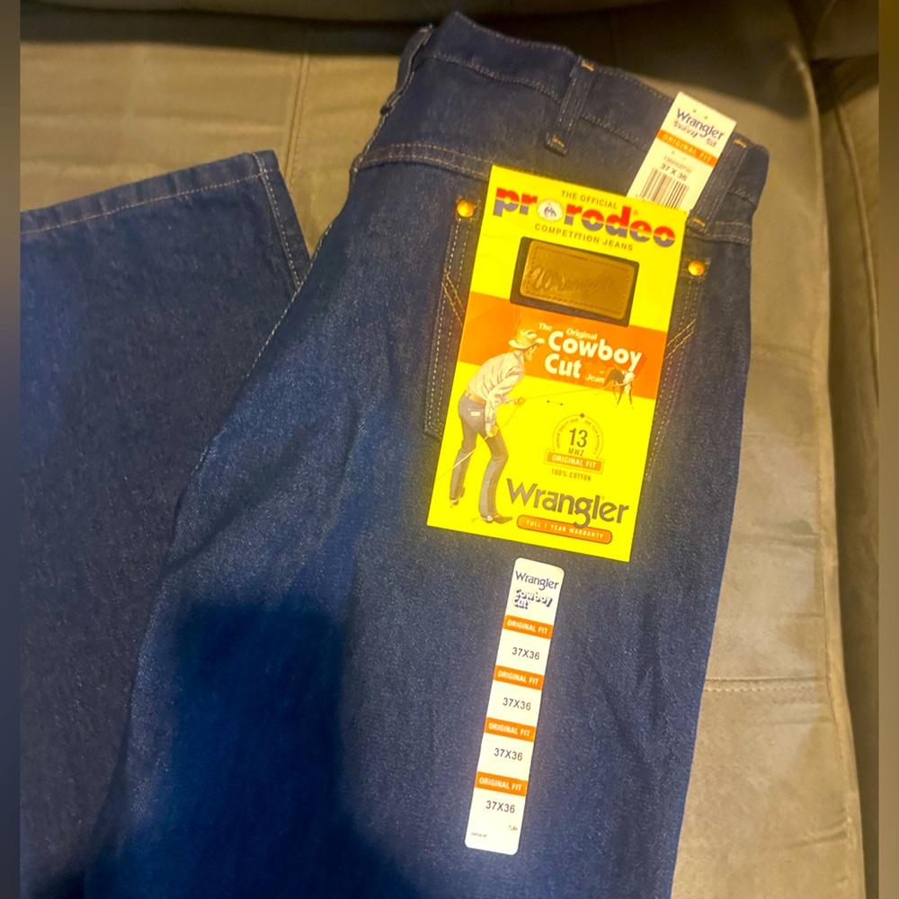 Wrangler Men's Dark Blue Bootcut Jeans